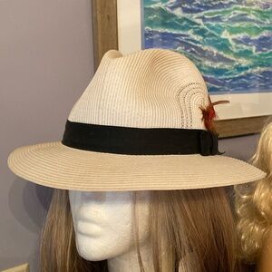 ParkRoyal Fedora style summer Hat size 22”